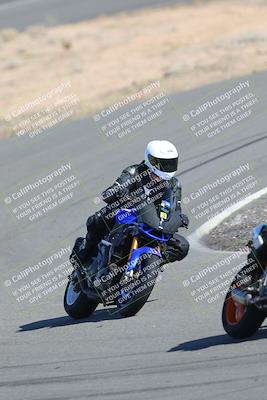 media/Feb-05-2023-Classic Track Day (Sun) [[c35aca4a42]]/Group 2/session 1 turn 9/